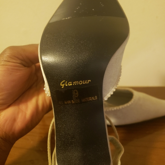 Pumps - Picture 3 of 3